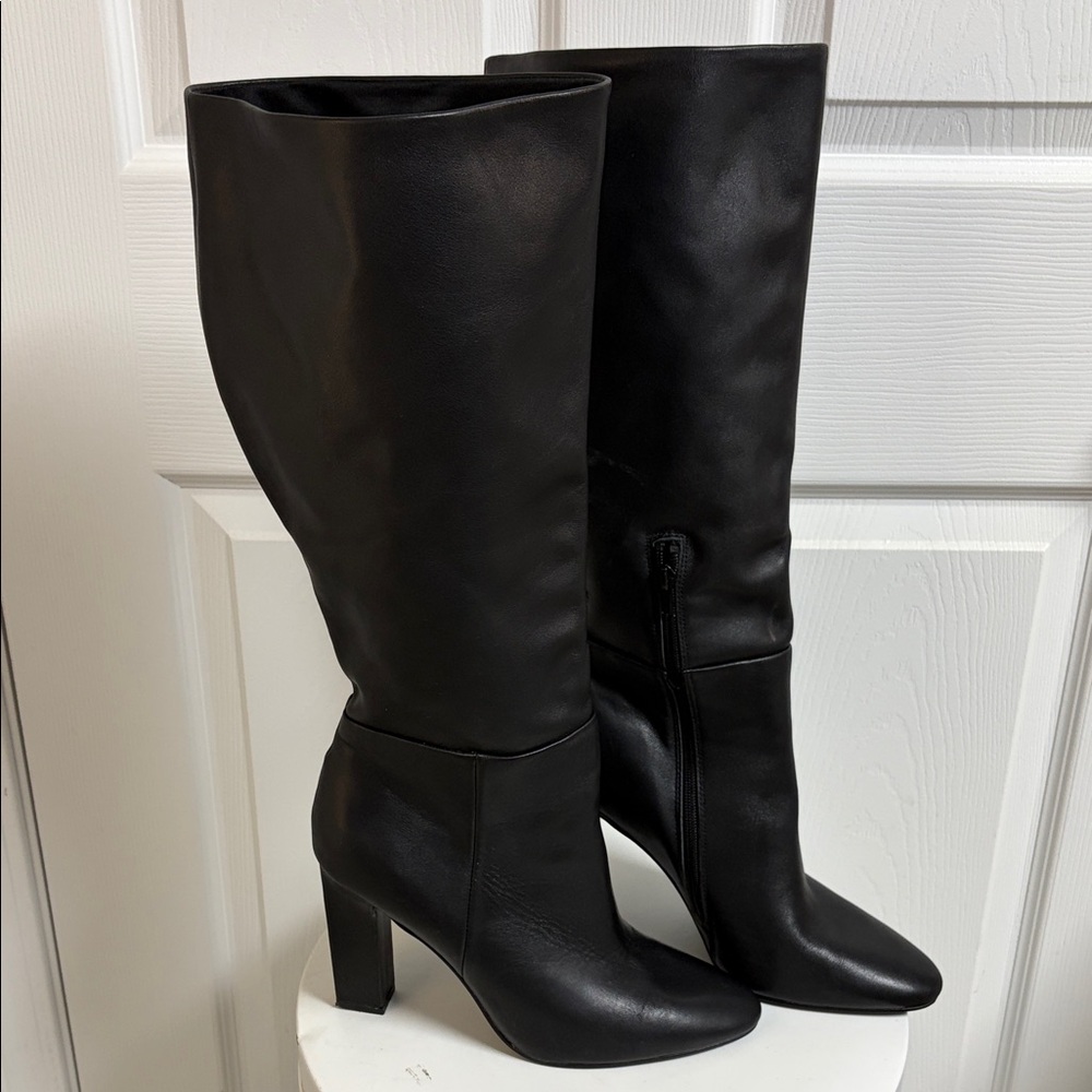 Elegant Black Women's Boots